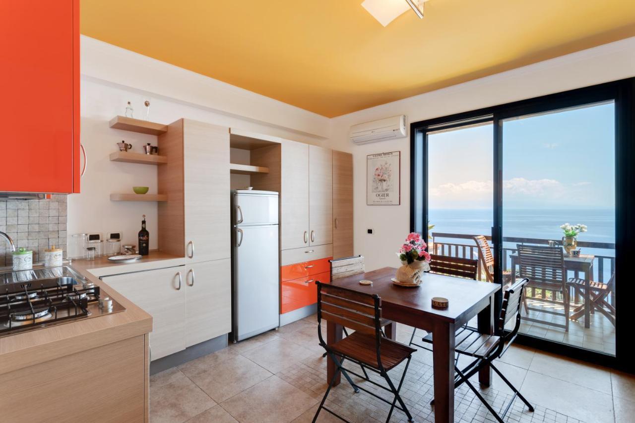 Taormina Panoramic Seaview Apartment Luaran gambar