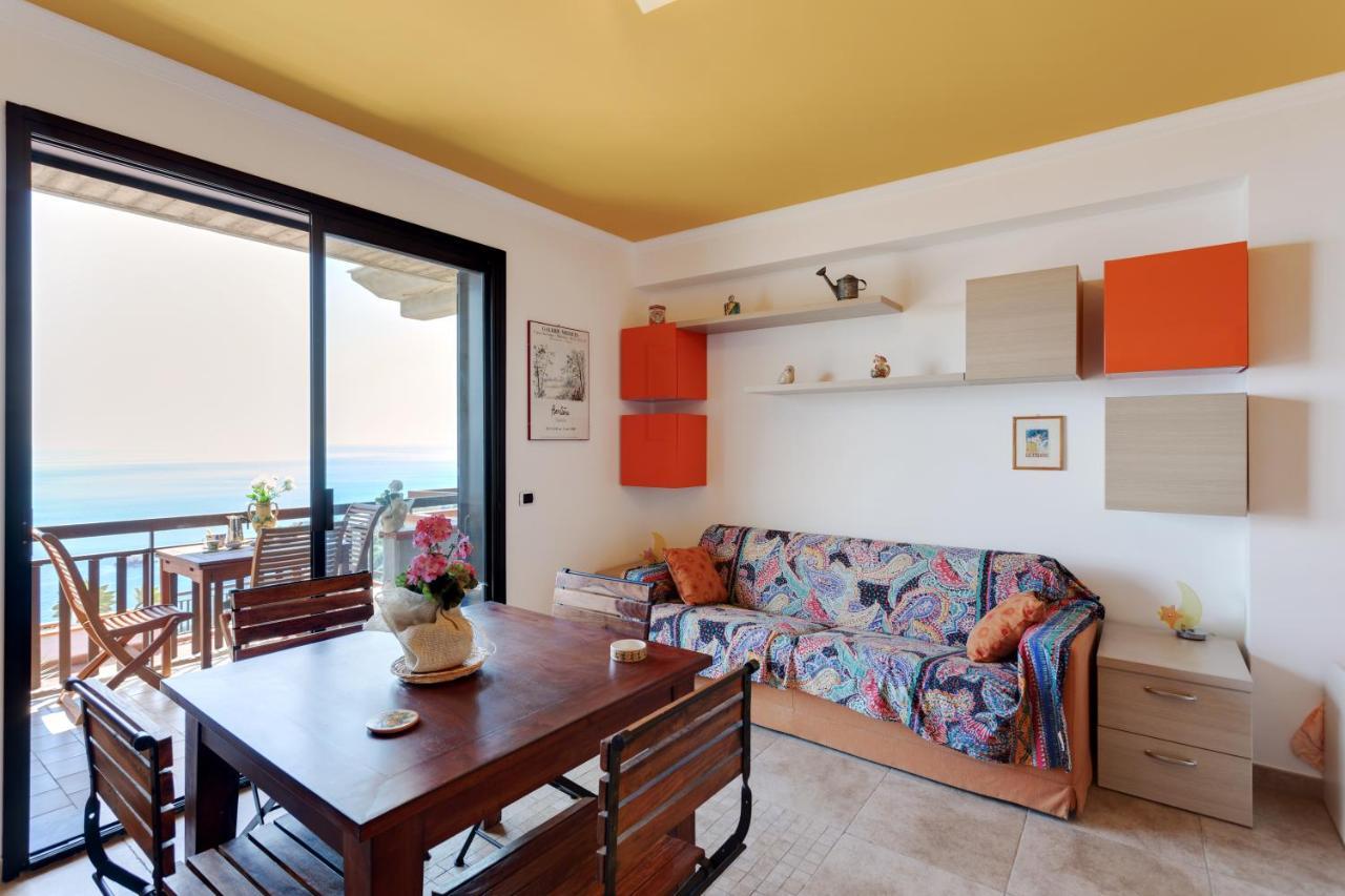 Taormina Panoramic Seaview Apartment Luaran gambar